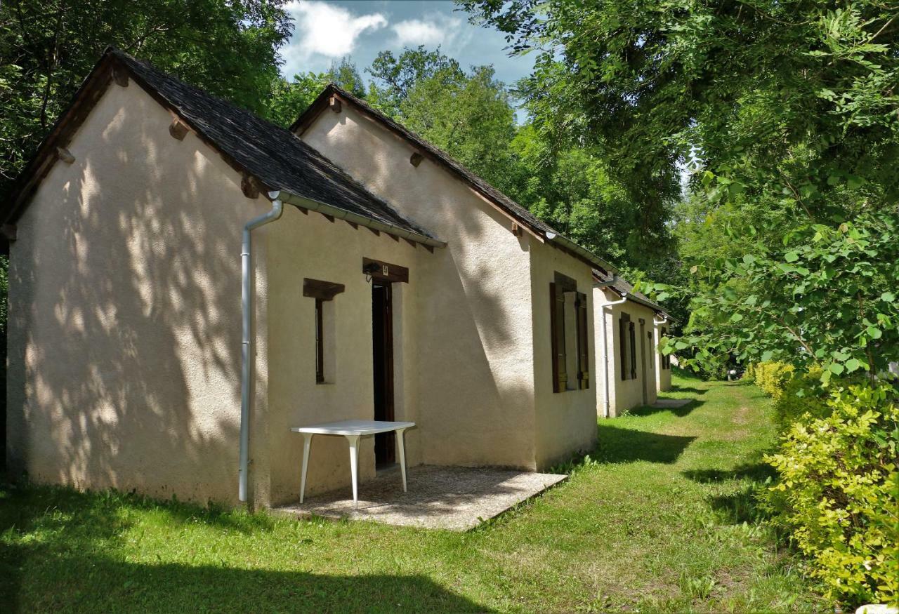 Camping Le Paisserou Najac Exteriér fotografie