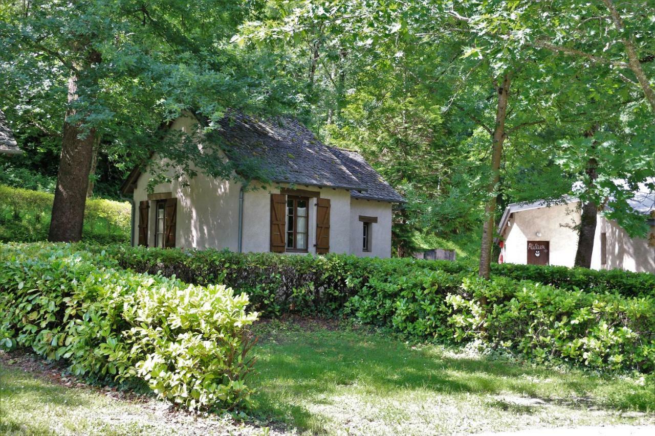 Camping Le Paisserou Najac Exteriér fotografie